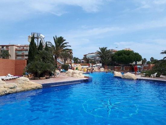 Muriel Le Mar Estang Canet-en-Roussillon Exterior photo