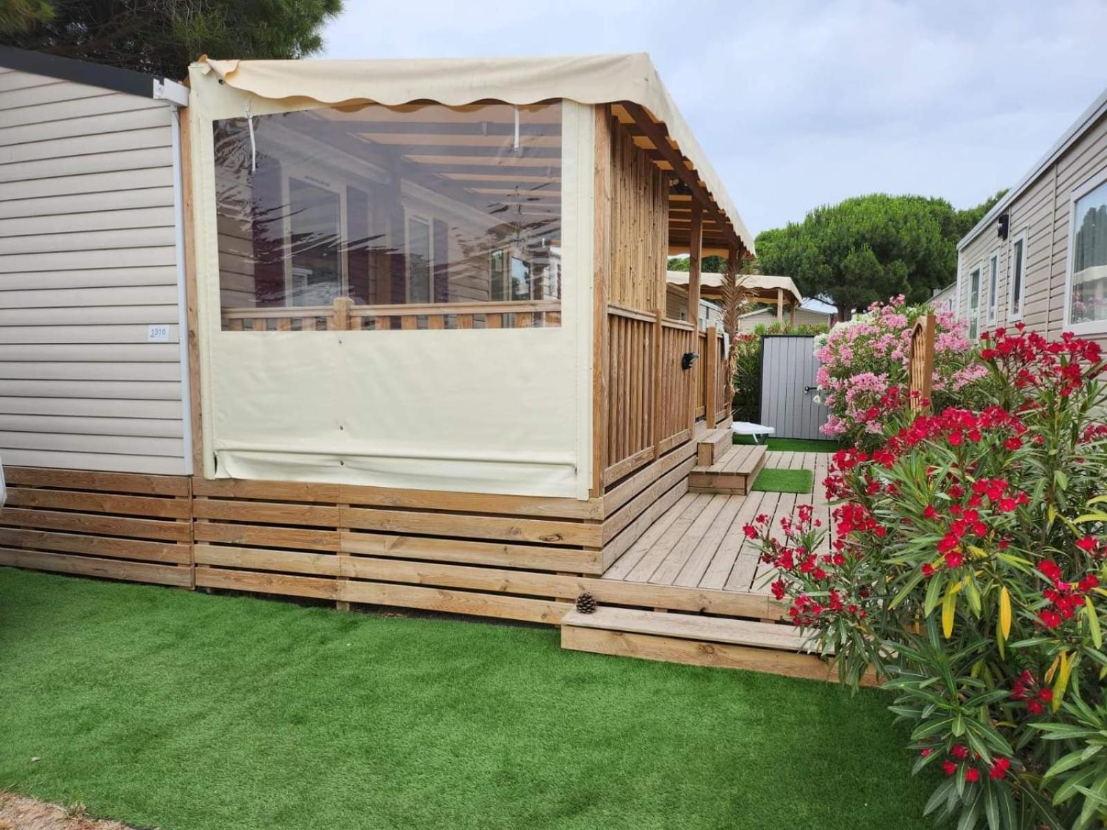 Muriel Le Mar Estang Canet-en-Roussillon Exterior photo